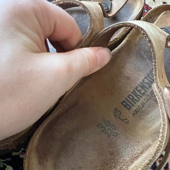 Birkenstock Gizeh Sandals, size 36 - Picture 6 of 6